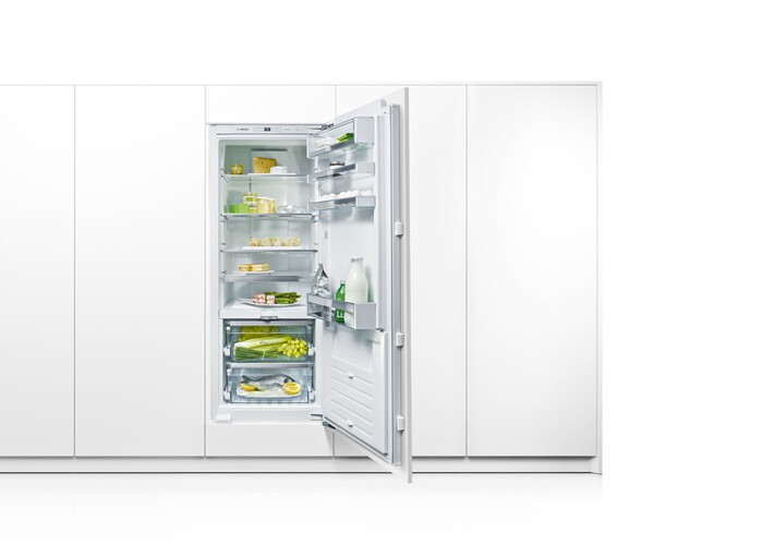 MCIM00809302_E8314_KIF51AD30_frontal_offen_Milieu